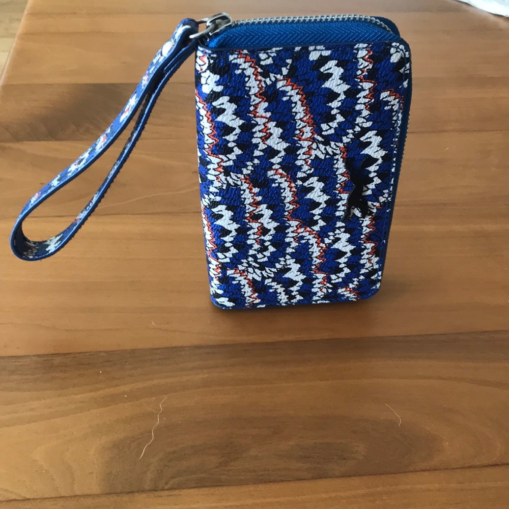 Wristlet - Picture 3 of 11